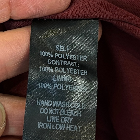 Lulus Love Me Always Dress Burgundy Velvet  Crocheted Lace Sleeves Shift Sz XS - Picture 15 of 16